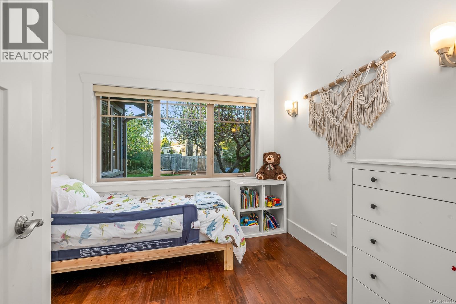 1610 Dogwood Ave, Comox