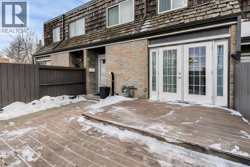 Single Family House for Sale in    Avenue Acadia Calgary 