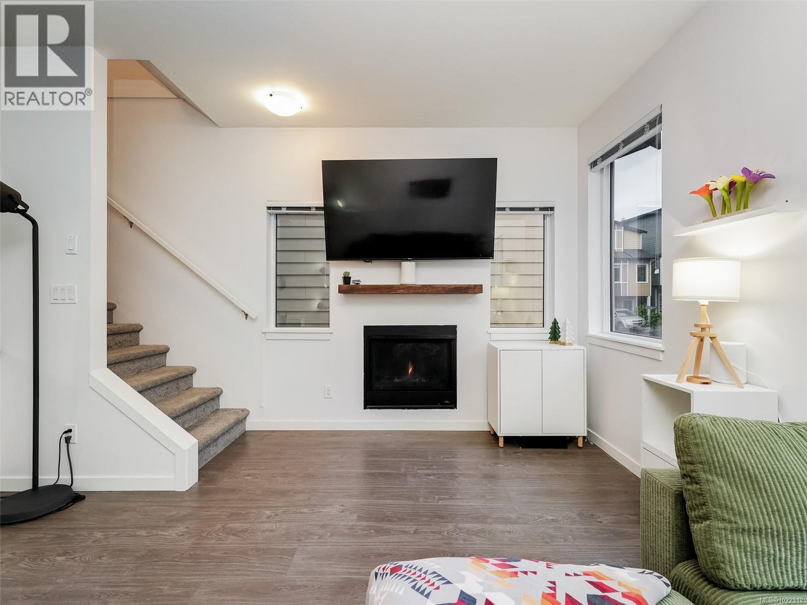 3360 Crossbill Terr, Langford