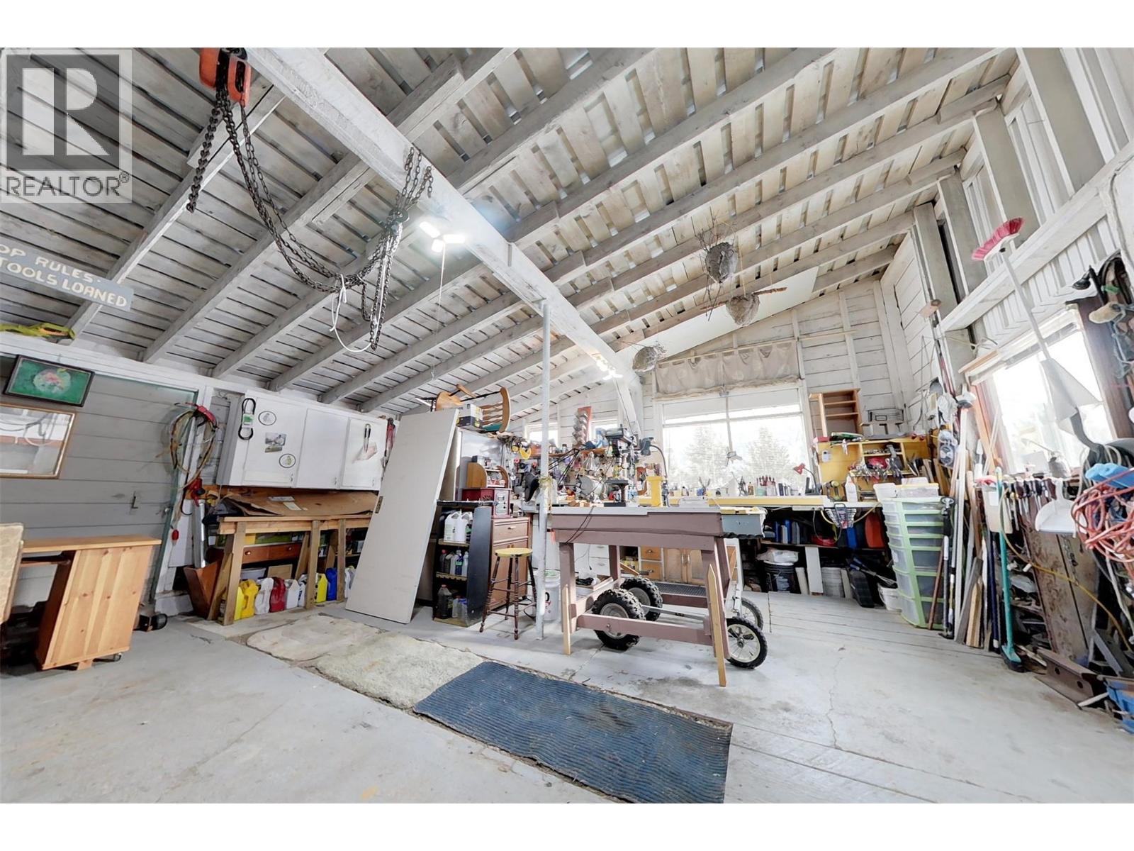 2404 28TH STREET - 12