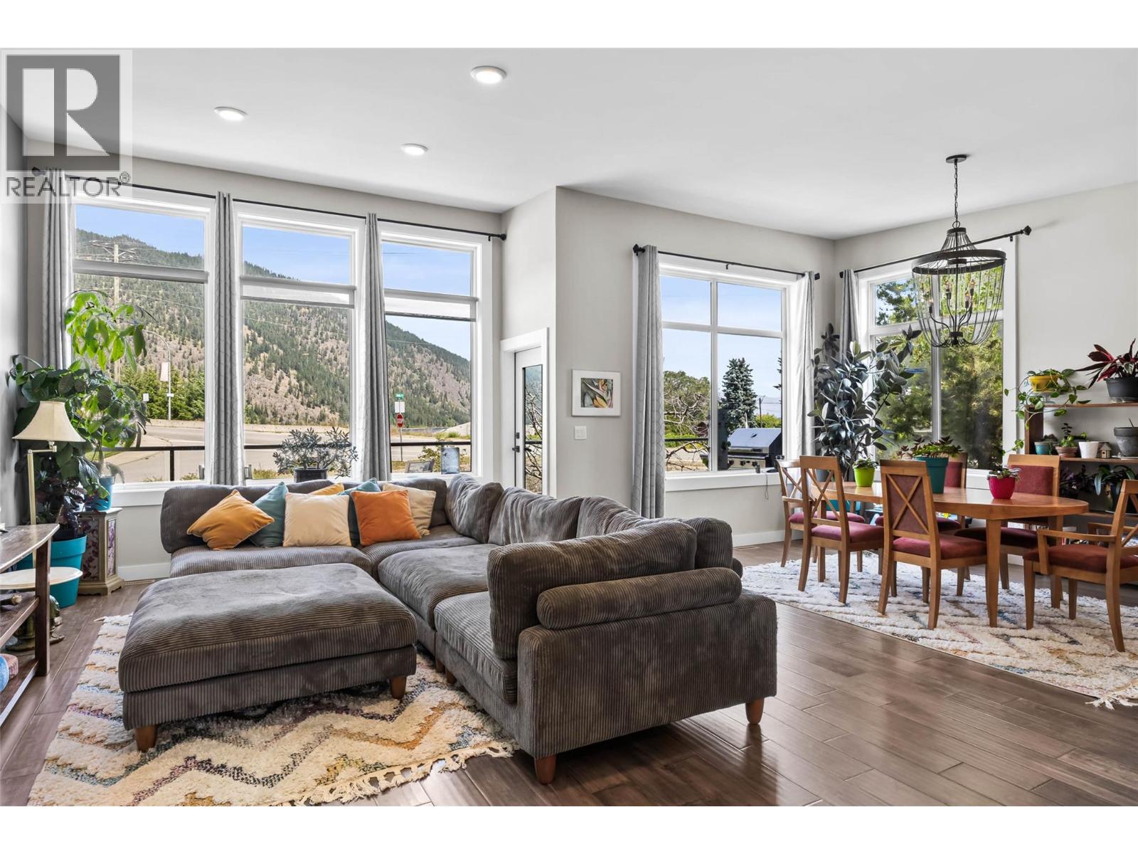 637 Mill Road - 5