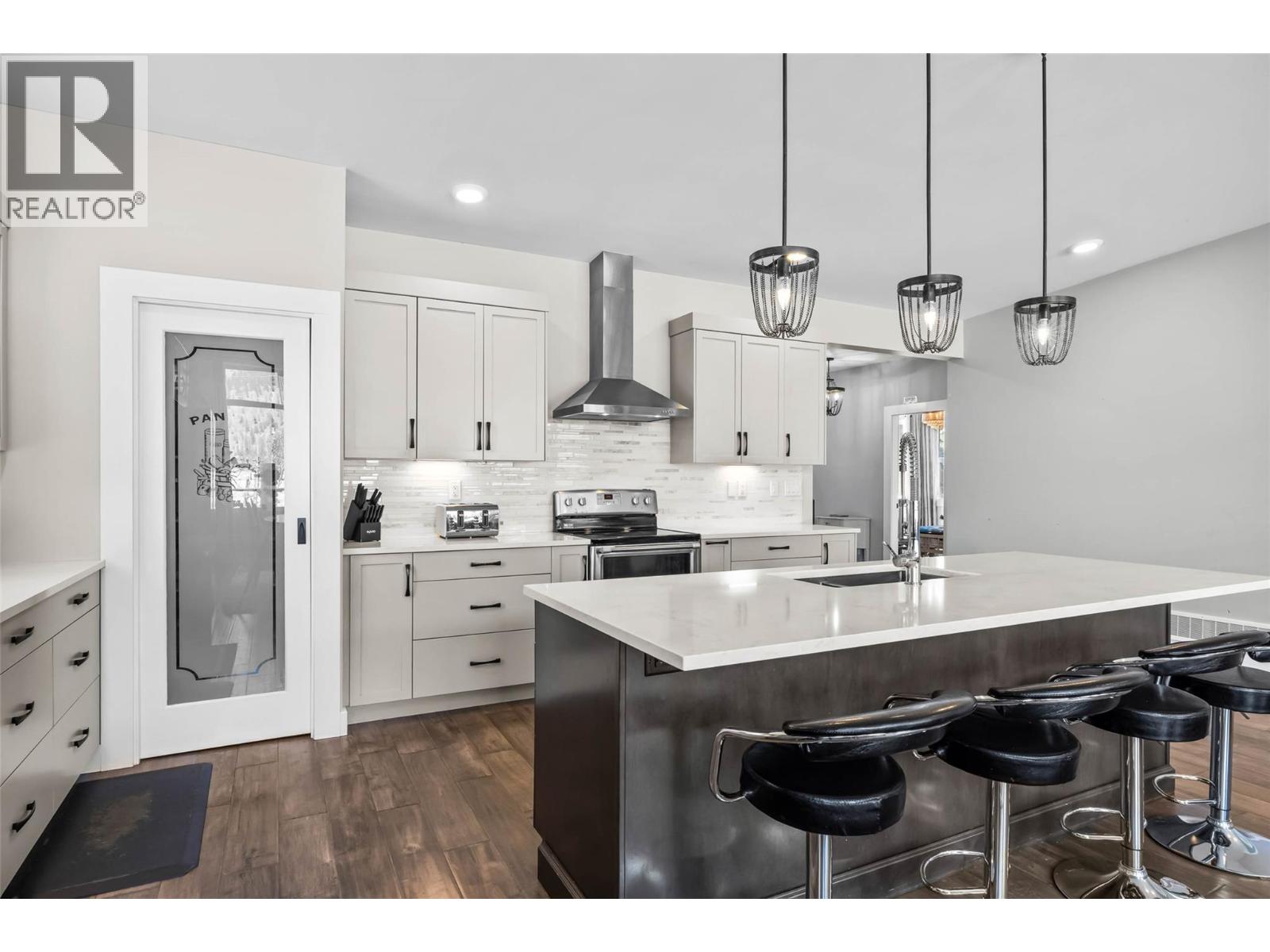 637 Mill Road - 7