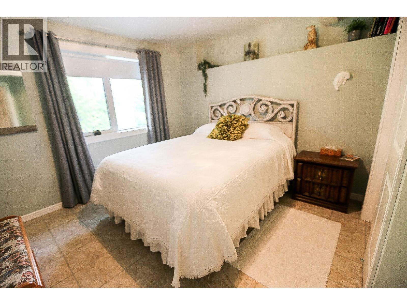 3520 GLENGROVE Road - 35