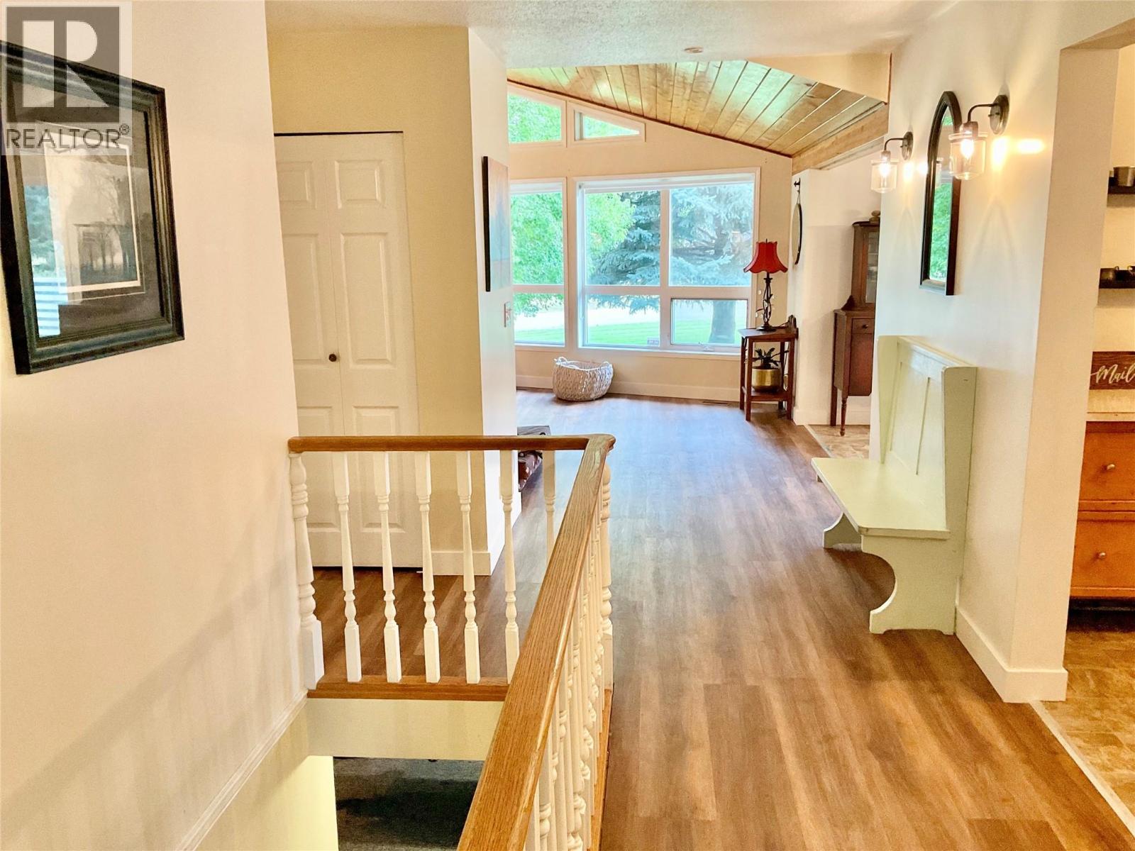 706 Central Avenue, Midway