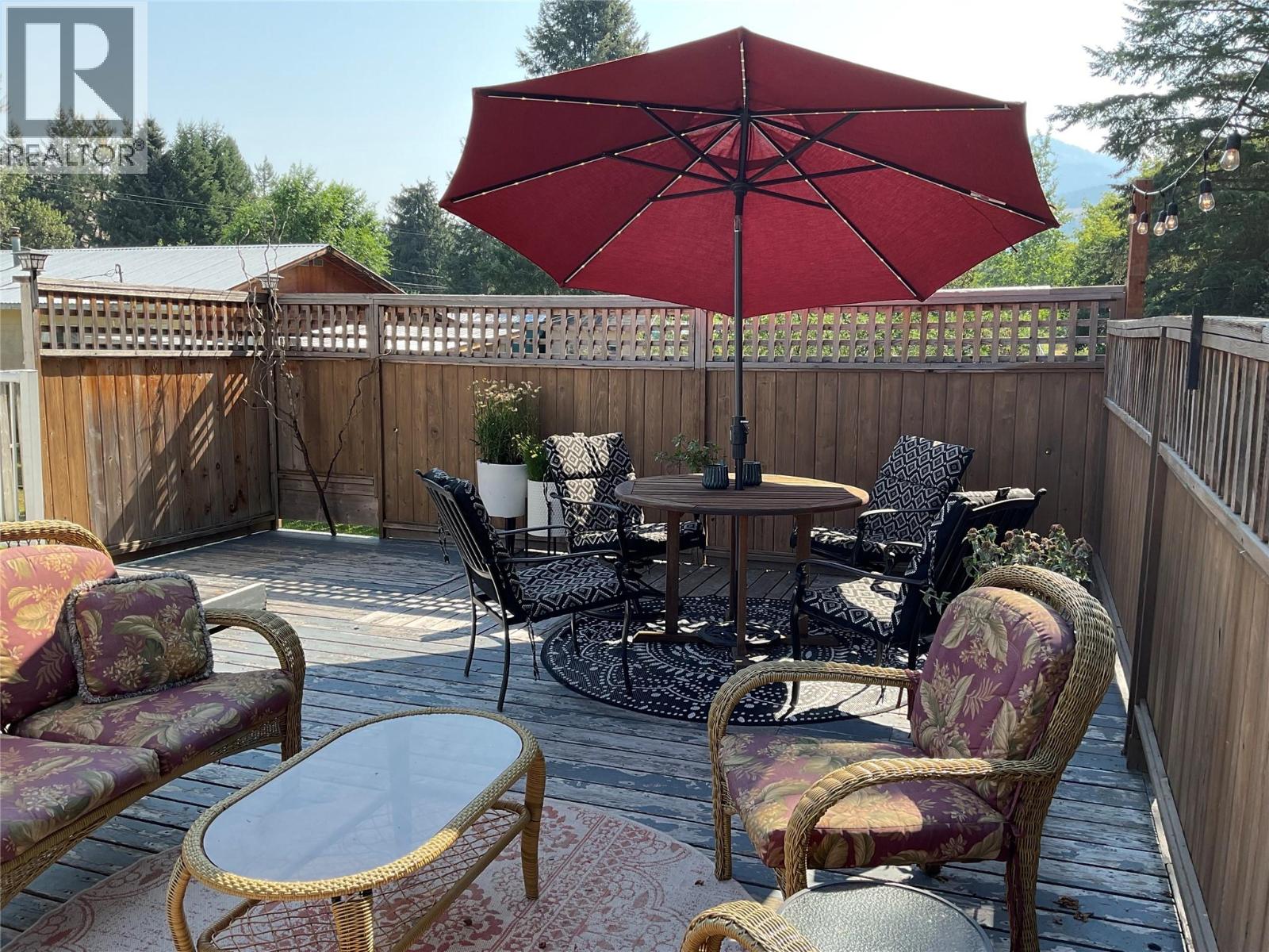 706 Central Avenue, Midway