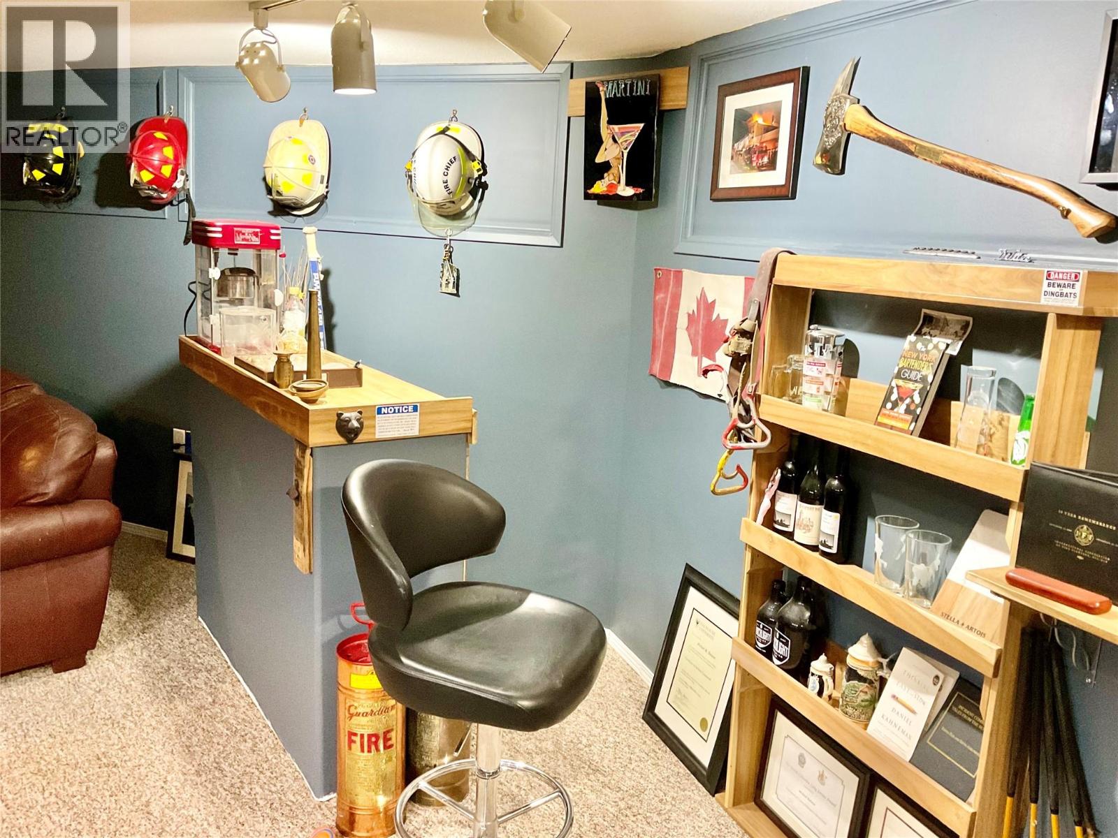 706 Central Avenue, Midway