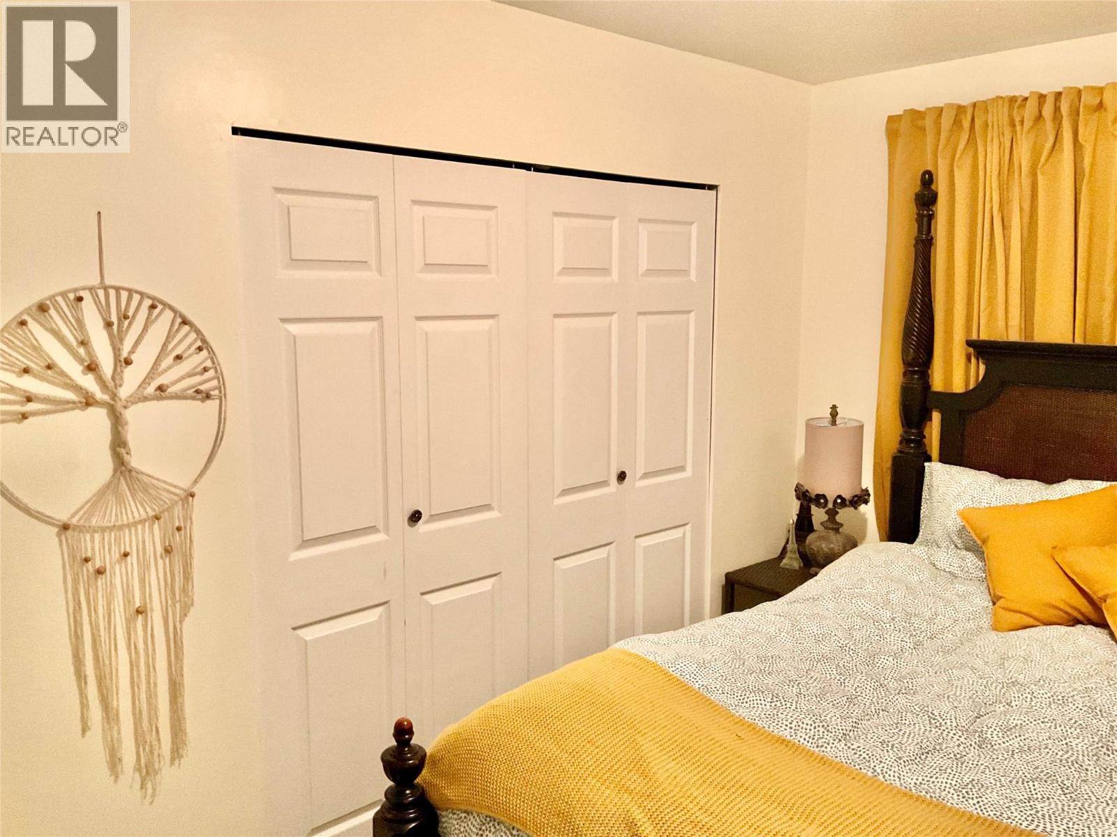 706 Central Avenue, Midway