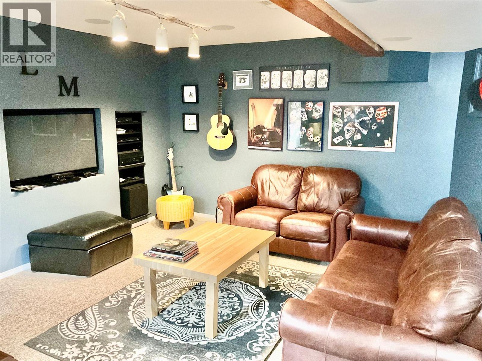 706 Central Avenue, Midway