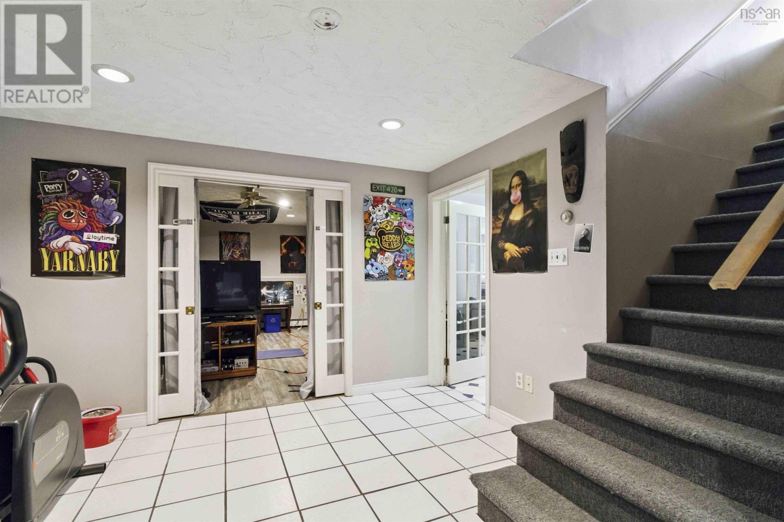 Property 8 of 44 of 87 Cow Bay Road