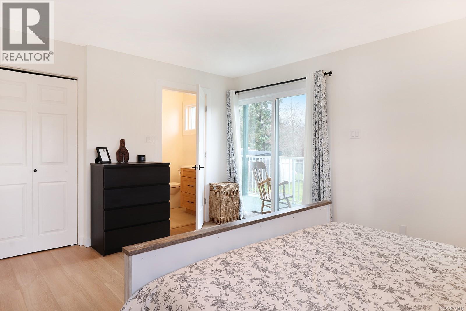 1870 Willis Rd, Campbell River