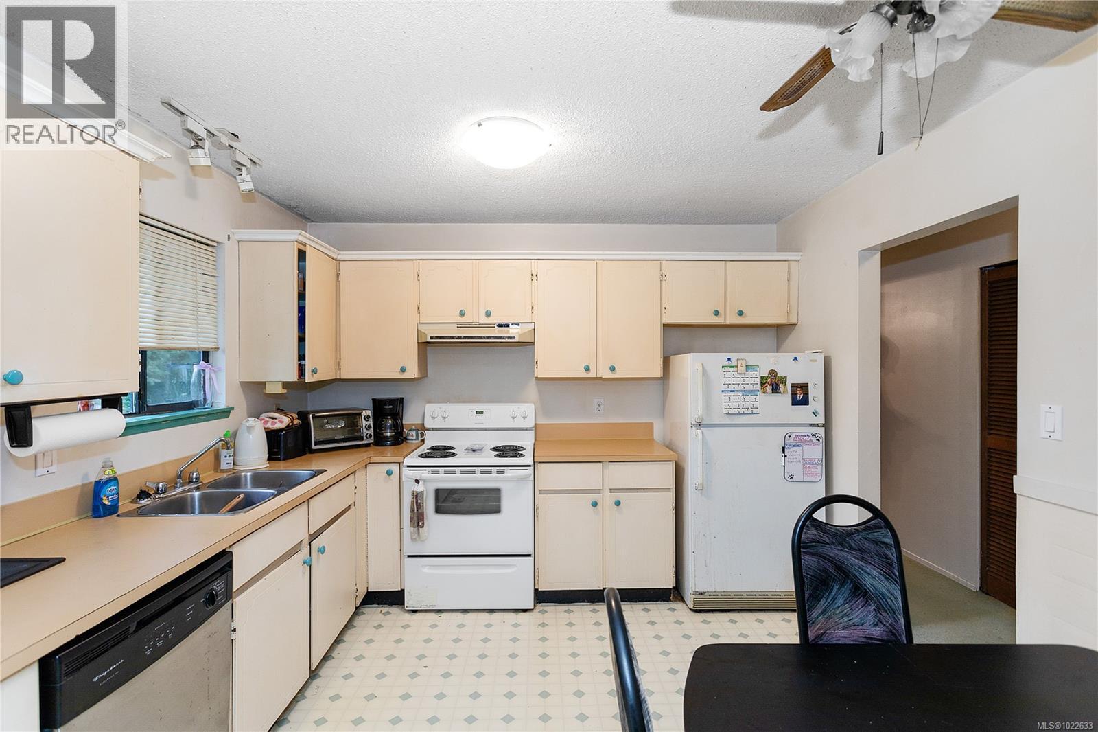 2376 York Cres, Nanaimo