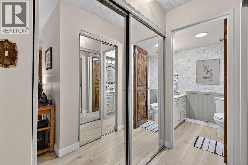 Single Family House for Sale in    Avenue SW Mission Calgary 