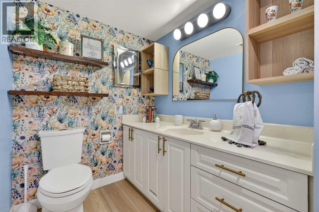 Single Family House for Sale in    Avenue SW Mission Calgary 