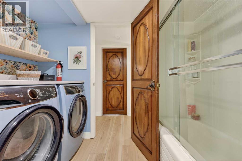 Single Family House for Sale in    Avenue SW Mission Calgary 