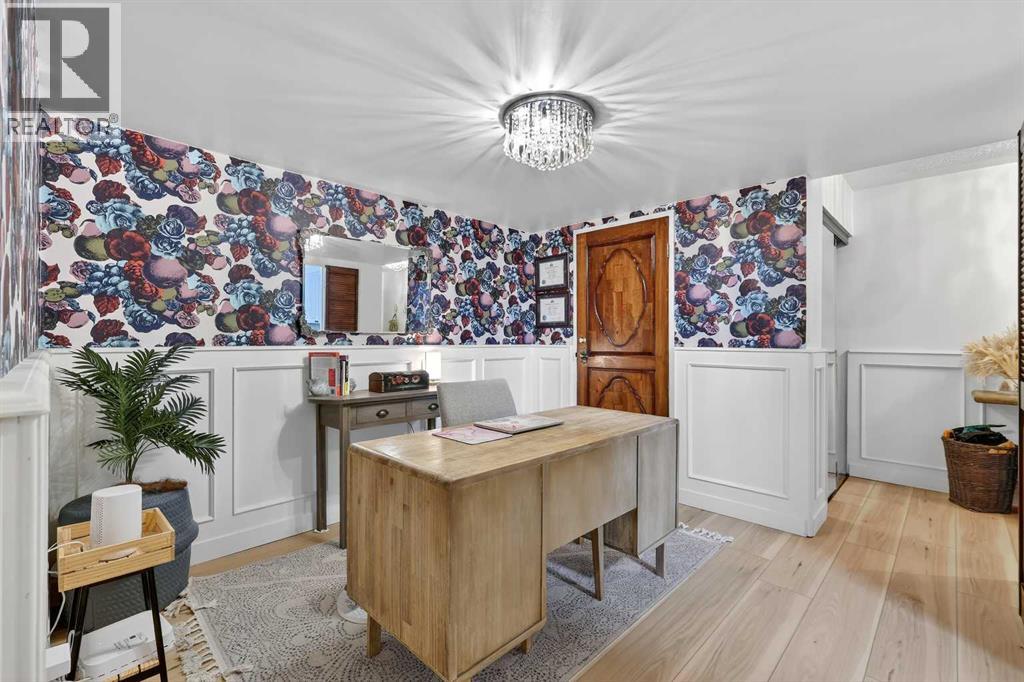 Single Family House for Sale in    Avenue SW Mission Calgary 