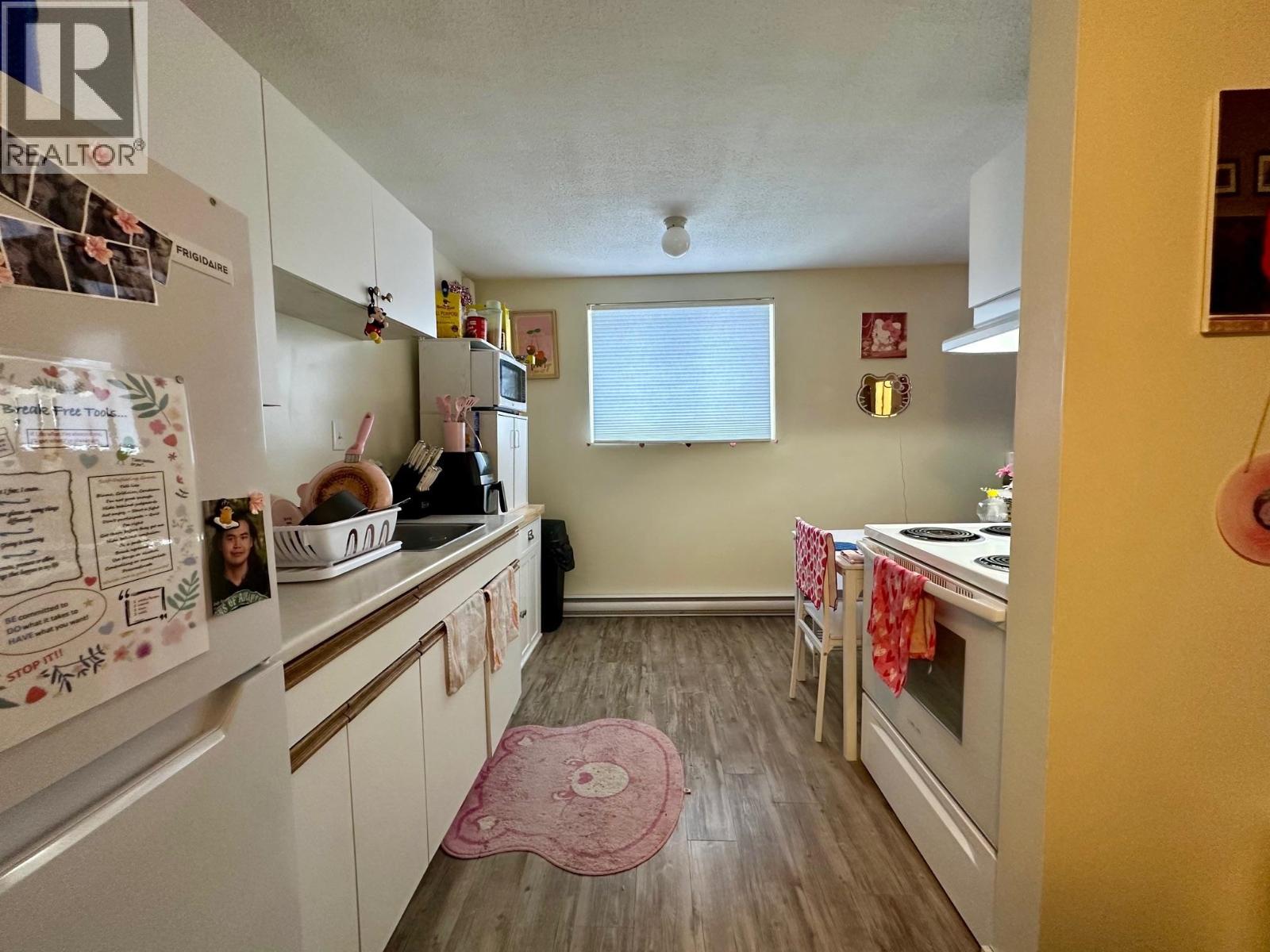 1064 KING Street, Smithers