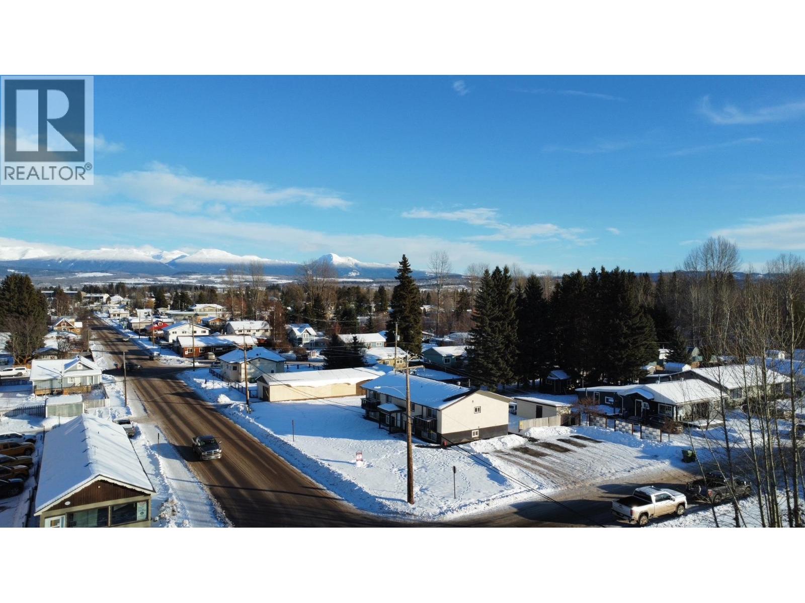 1064 KING Street, Smithers