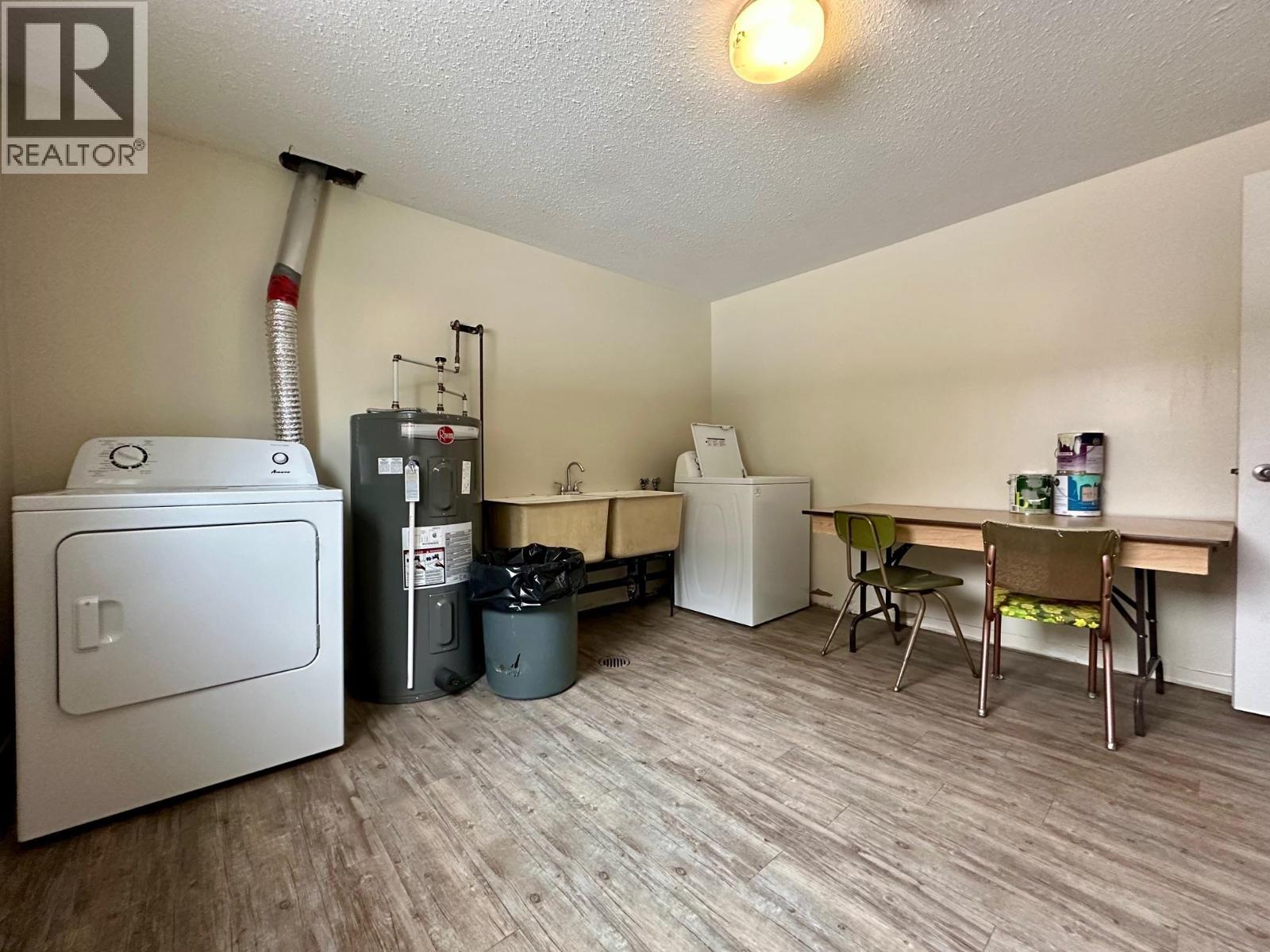 1064 KING Street, Smithers