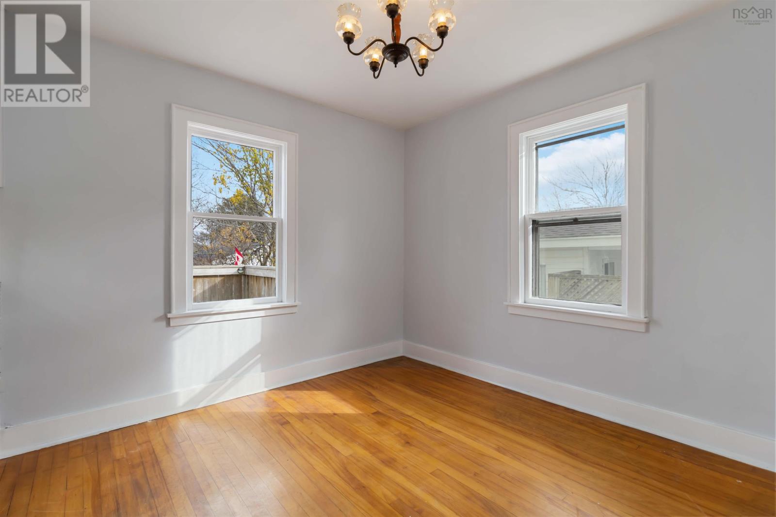 Property 27 of 49 of 10 Bonaventure Drive