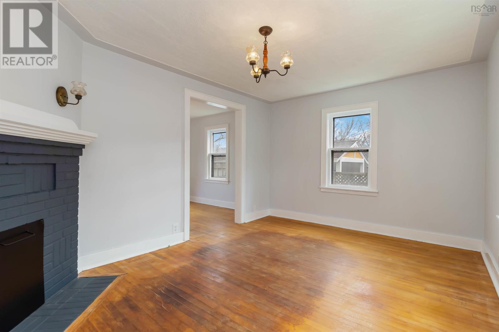 Property 2 of 49 of 10 Bonaventure Drive