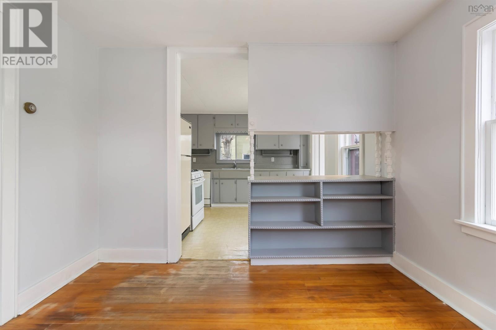 Property 19 of 49 of 10 Bonaventure Drive