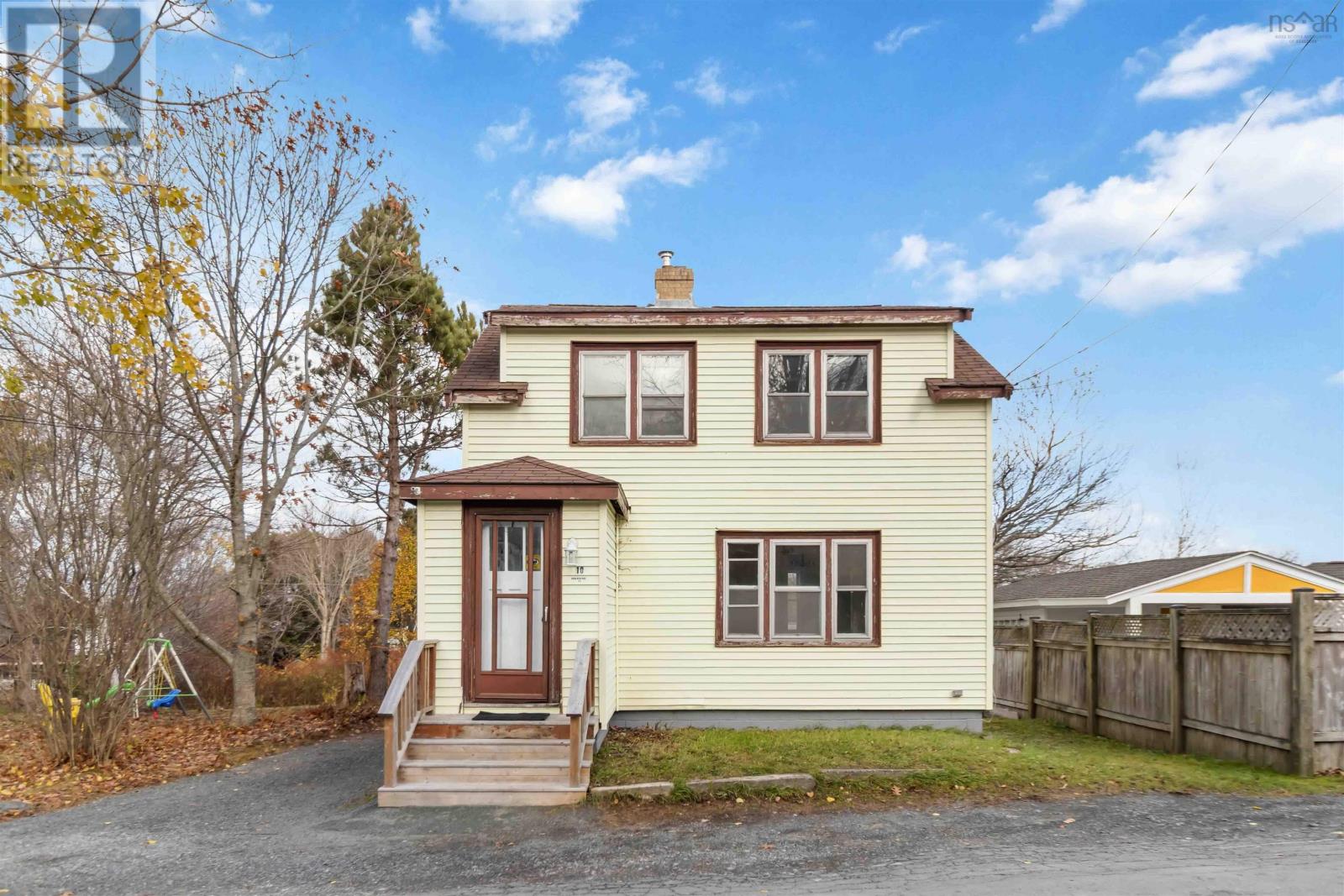 Property 1 of 49 of 10 Bonaventure Drive