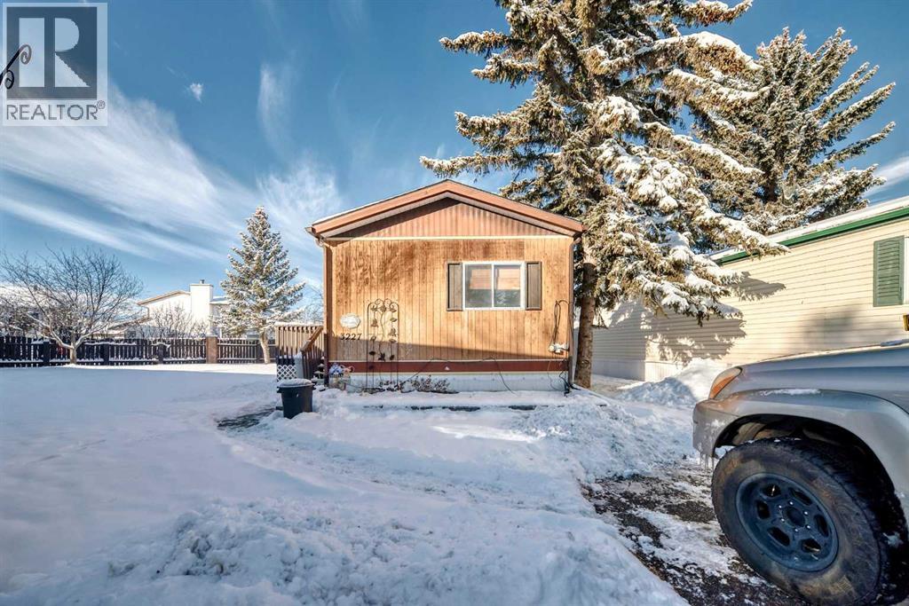 Single Family House Mobile Home for Sale in  Burroughs Manor NE Monterey Park Calgary 