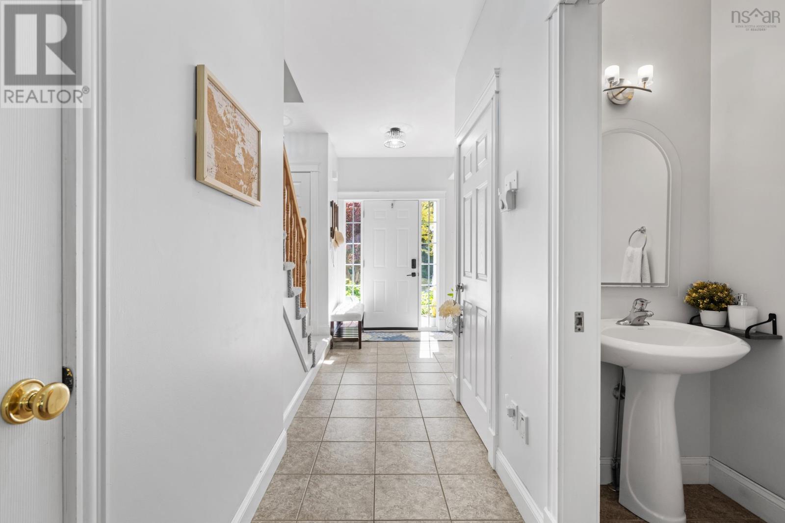 Property 16 of 49 of 38 Greenside Lane