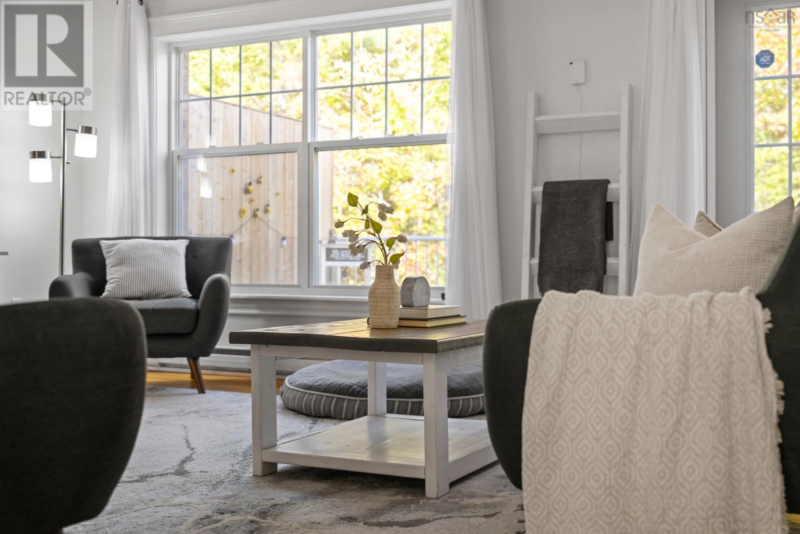 Property 11 of 49 of 38 Greenside Lane