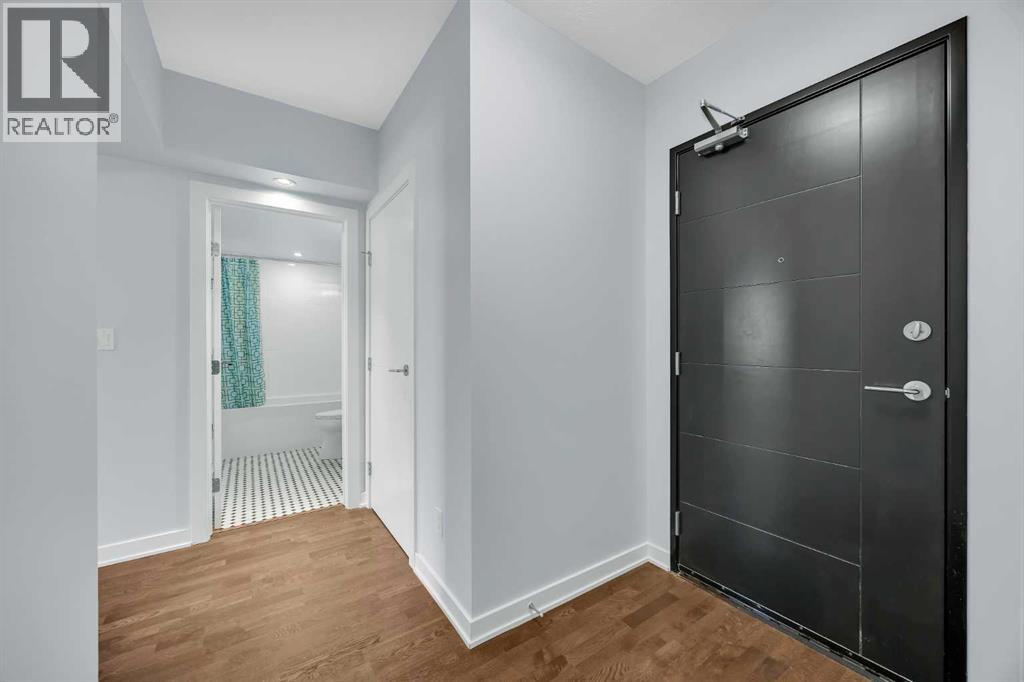 Single Family House for Sale in    Avenue SW Downtown Commercial Core Calgary 