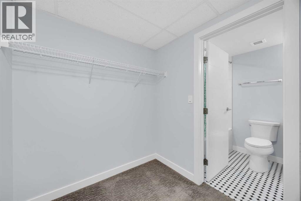 Single Family House for Sale in    Avenue SW Downtown Commercial Core Calgary 