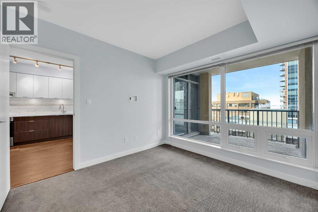 Single Family House for Sale in    Avenue SW Downtown Commercial Core Calgary 