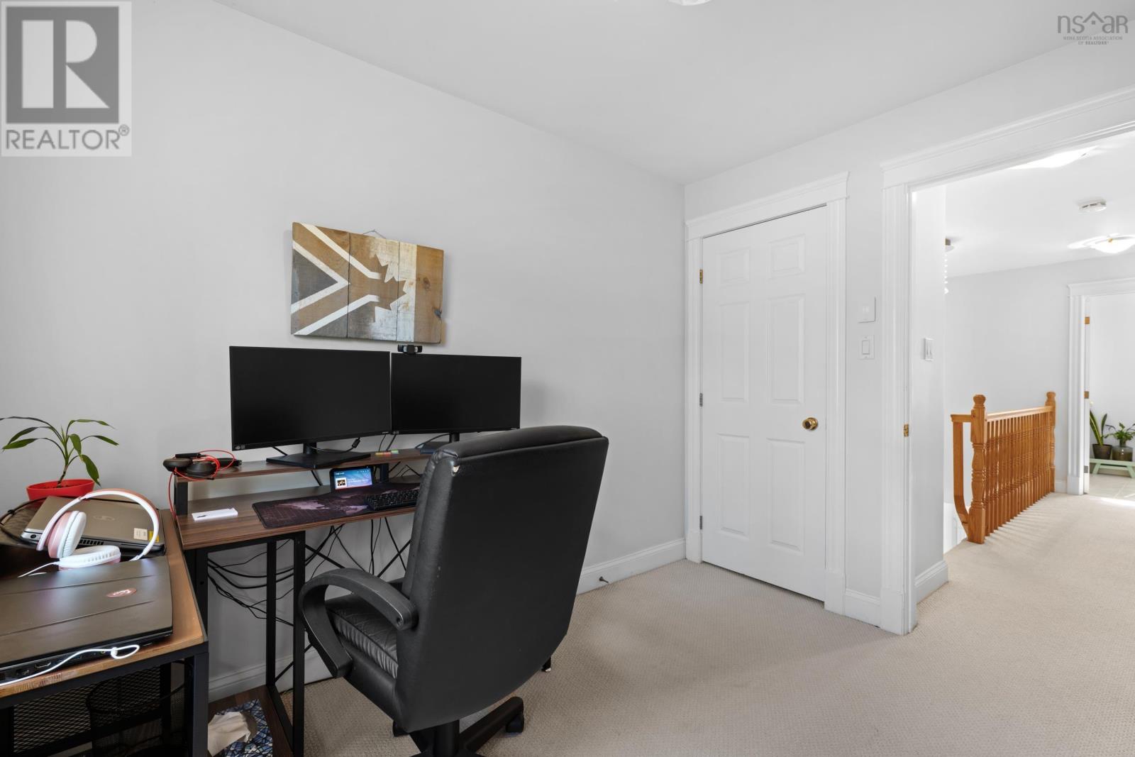 Property 23 of 49 of 38 Greenside Lane