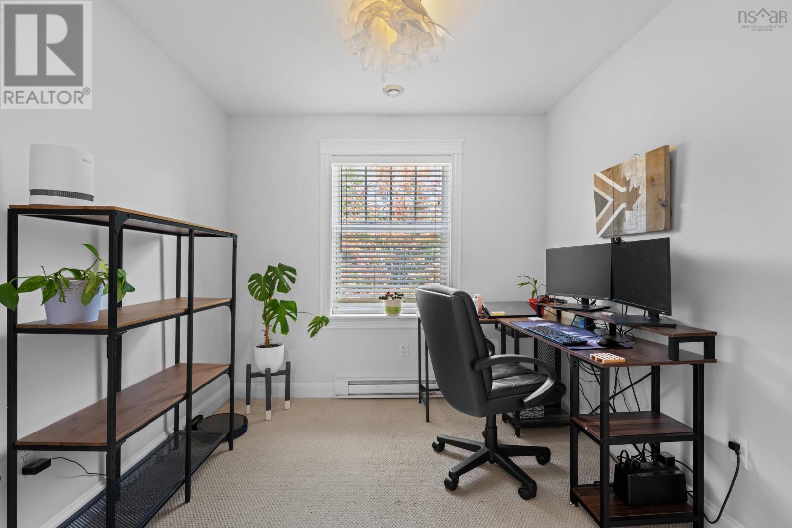 Property 22 of 49 of 38 Greenside Lane