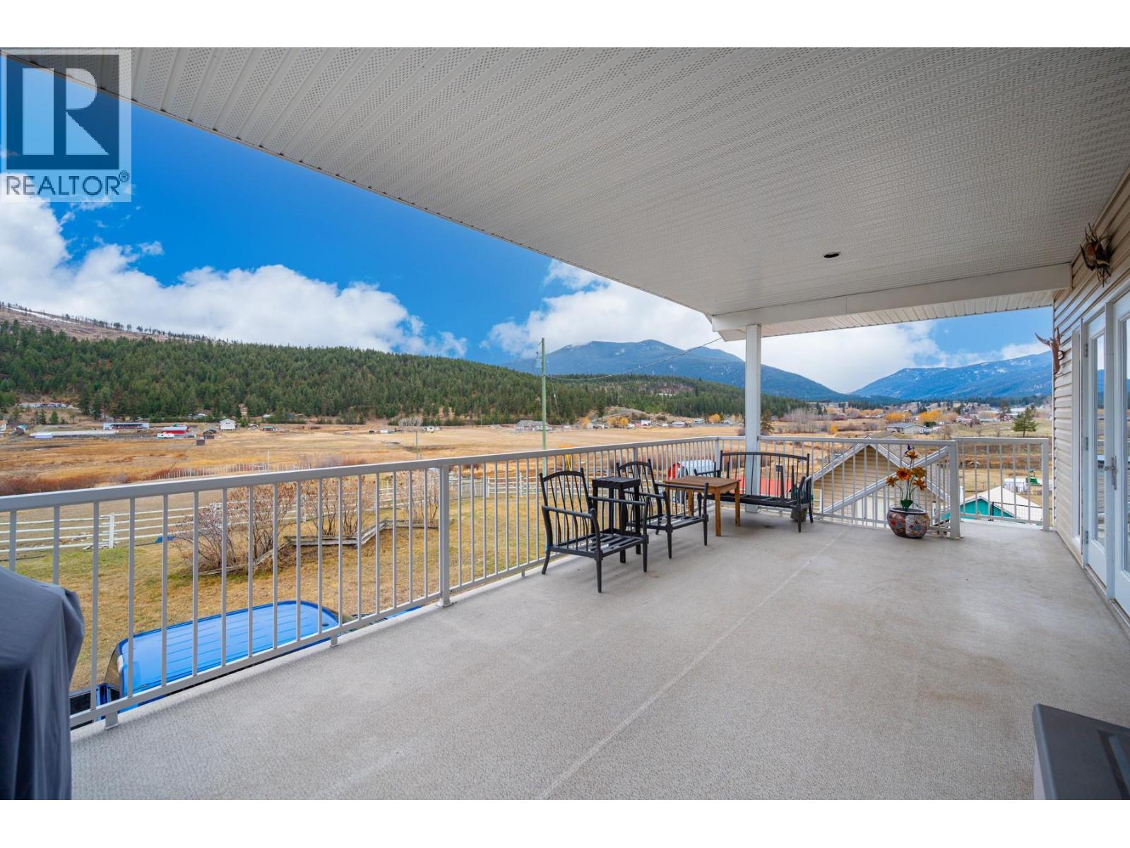 7494 West Subdivision Road, Clinton