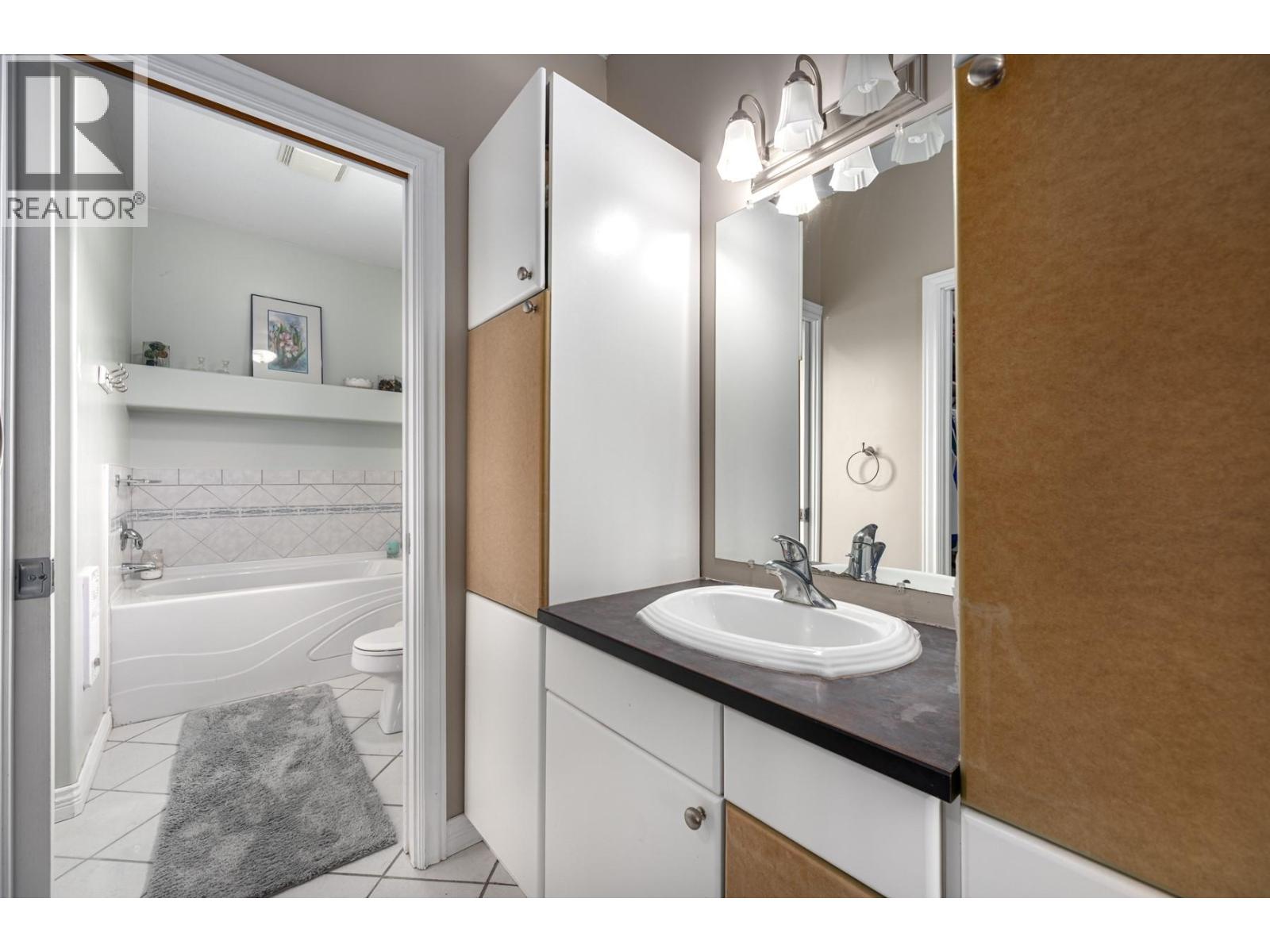 7494 West Subdivision Road, Clinton