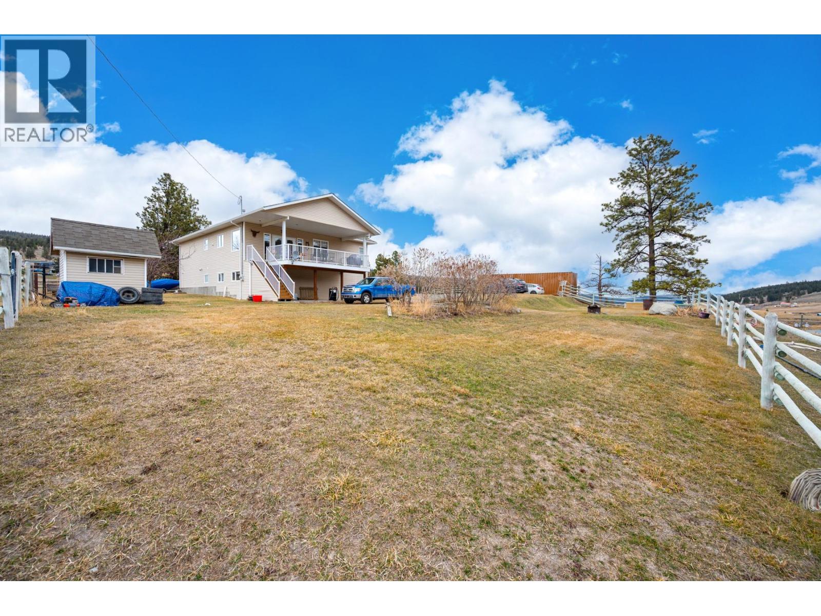 7494 West Subdivision Road, Clinton