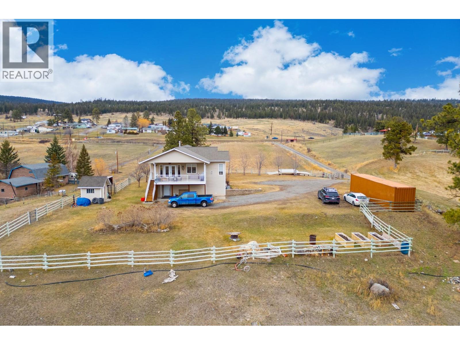 7494 West Subdivision Road, Clinton