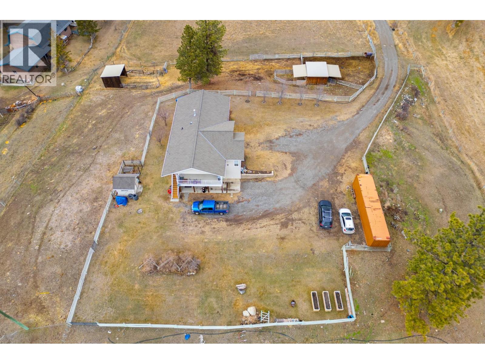 7494 West Subdivision Road, Clinton