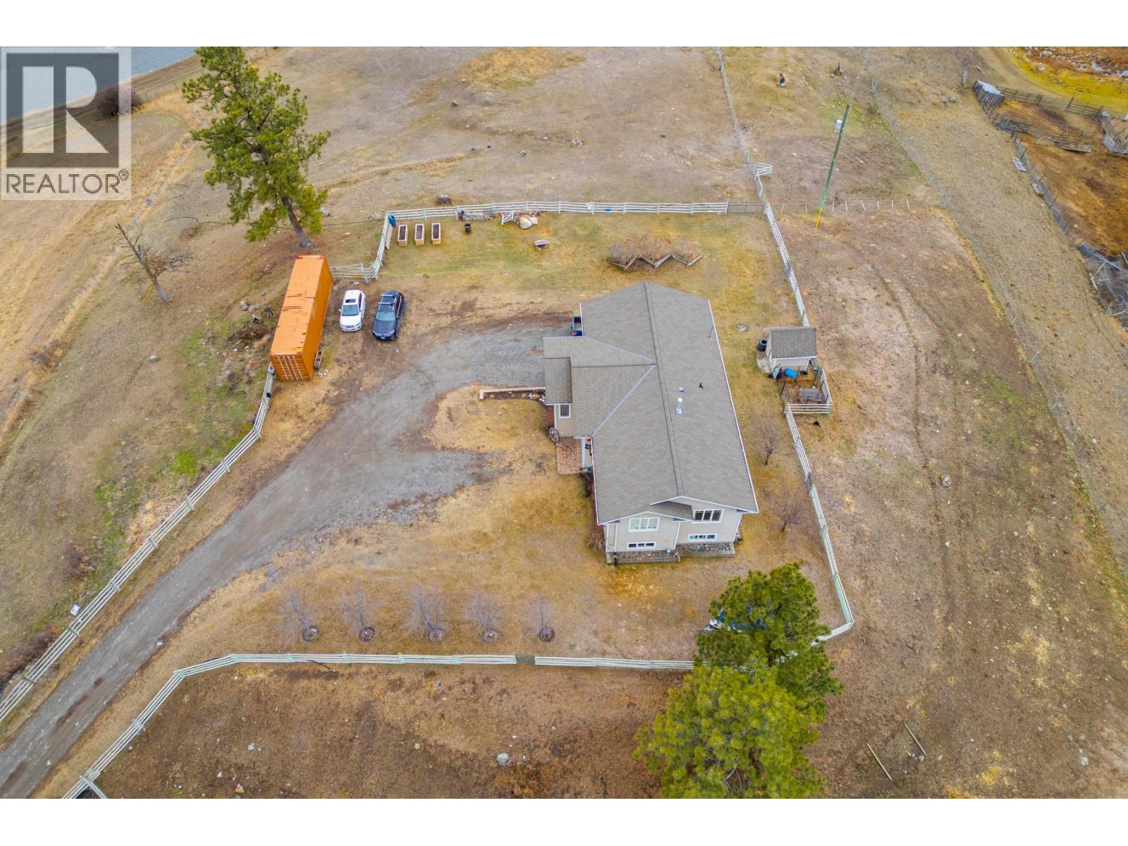 7494 West Subdivision Road, Clinton