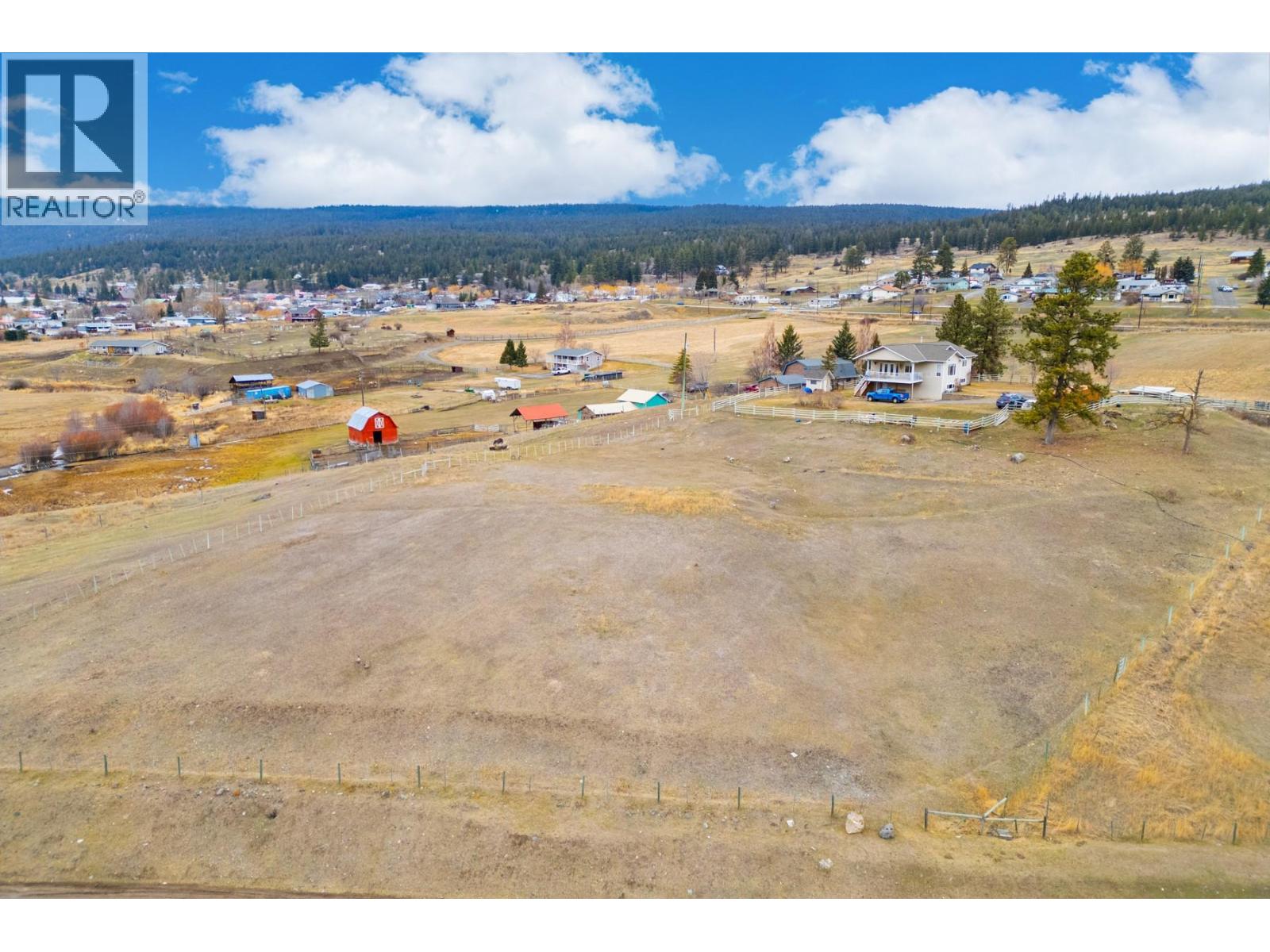 7494 West Subdivision Road, Clinton