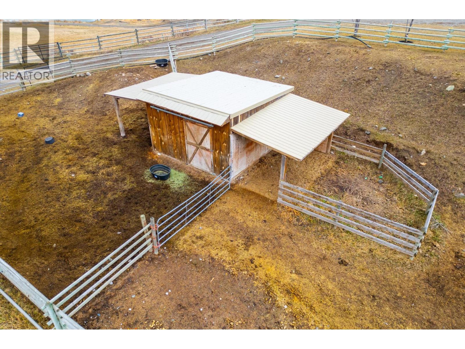 7494 West Subdivision Road, Clinton