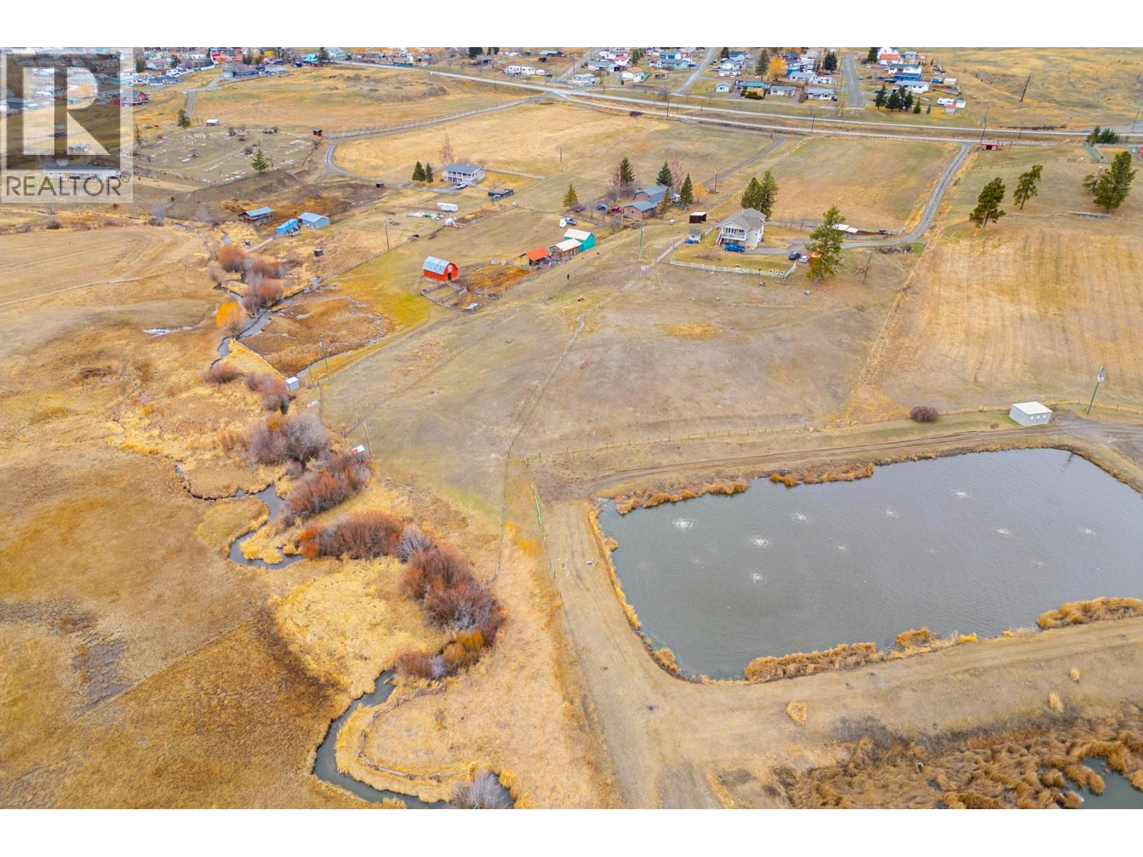 7494 West Subdivision Road, Clinton