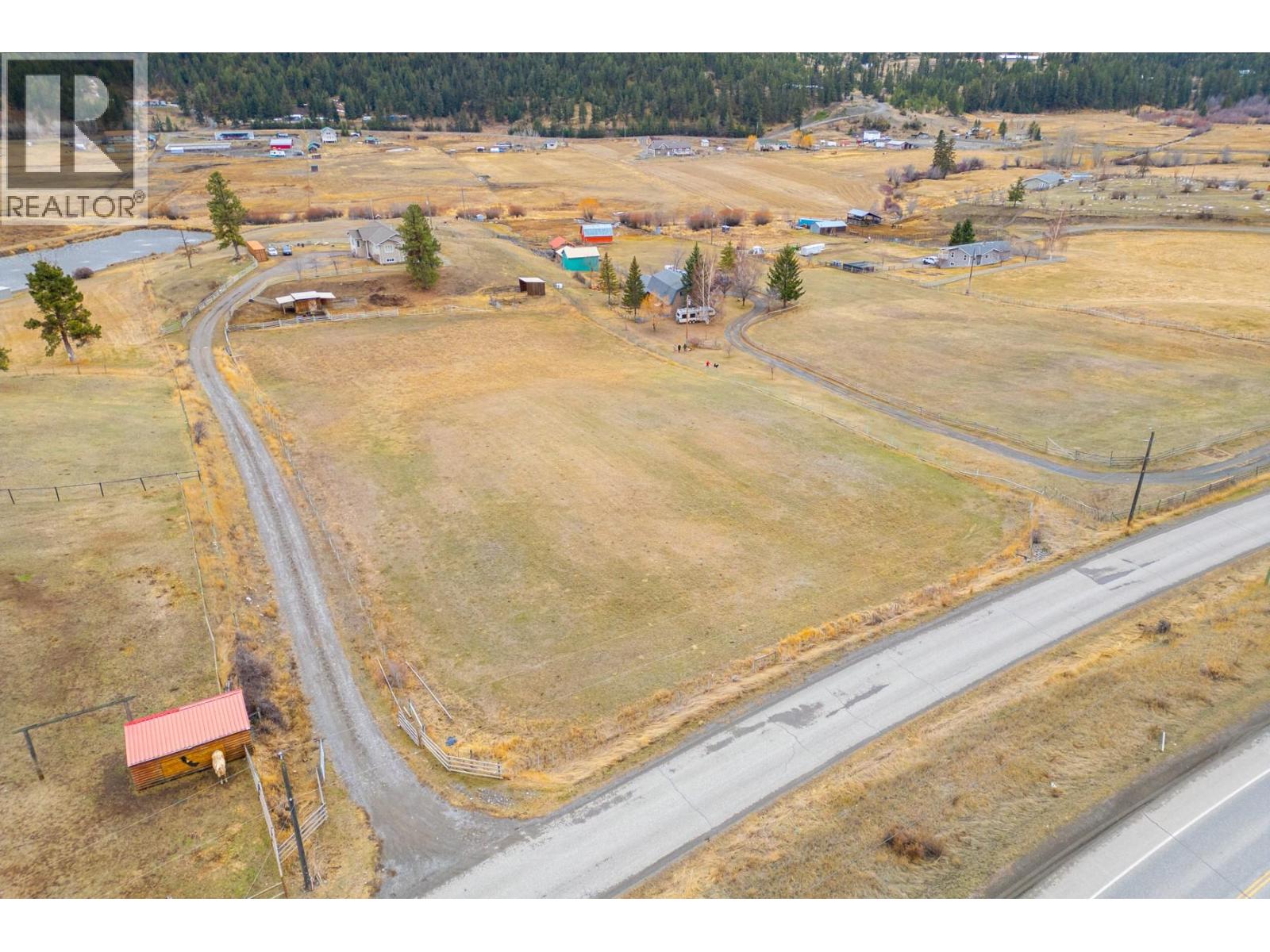 7494 West Subdivision Road, Clinton