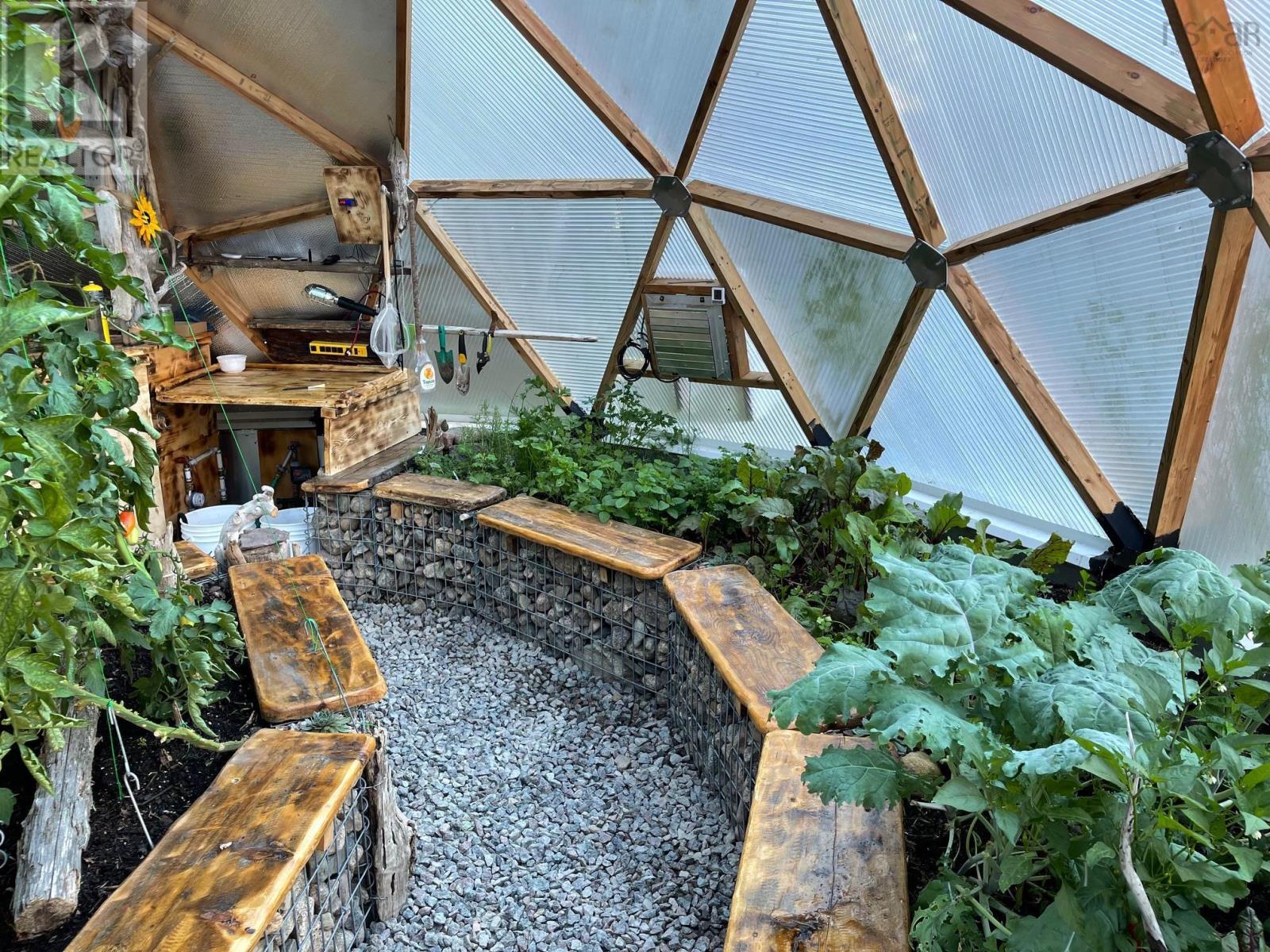 Property 40 of 49 of 284 Rodney Drive