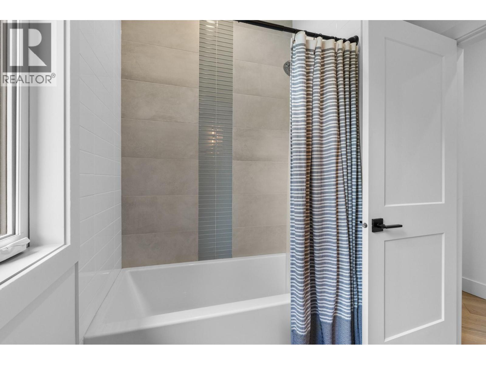 830 Westview Way Unit# 22, West Kelowna