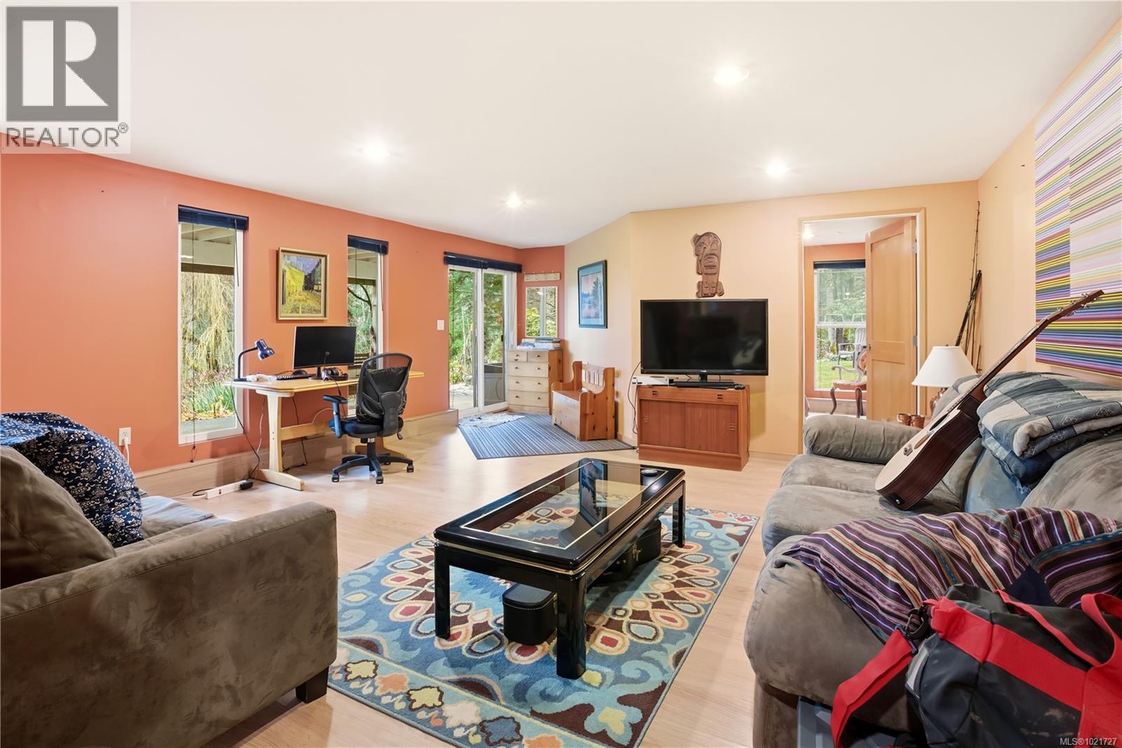 9644 Lakeshore Rd, Port Alberni