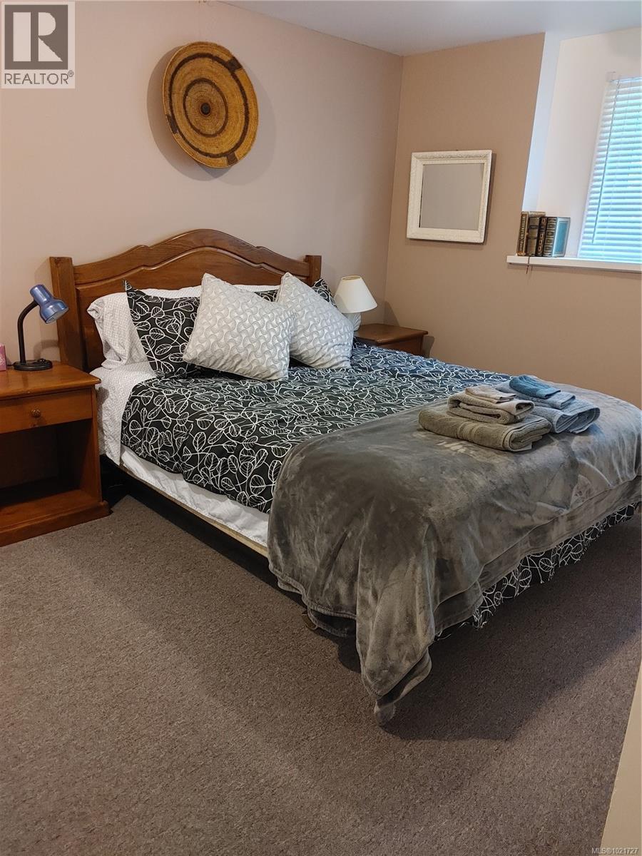 9644 Lakeshore Rd, Port Alberni