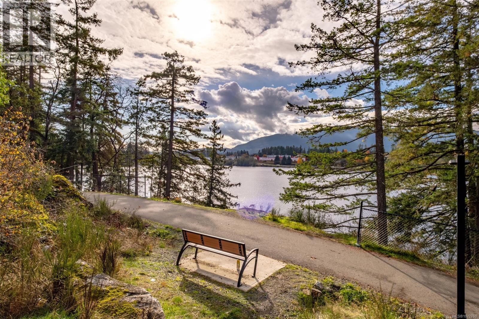 310 4830 Cedar Ridge Pl, Nanaimo