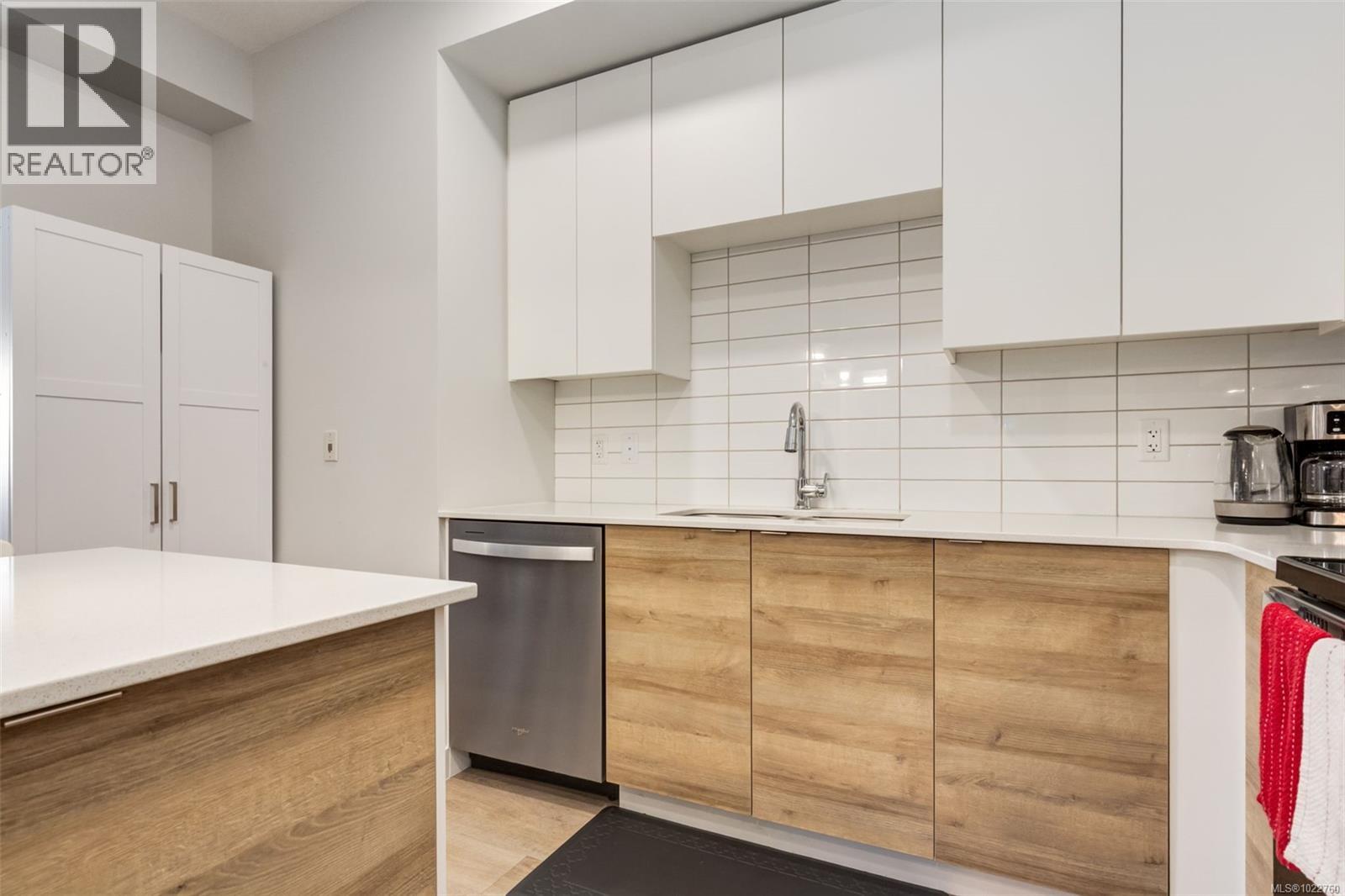 310 4830 Cedar Ridge Pl, Nanaimo